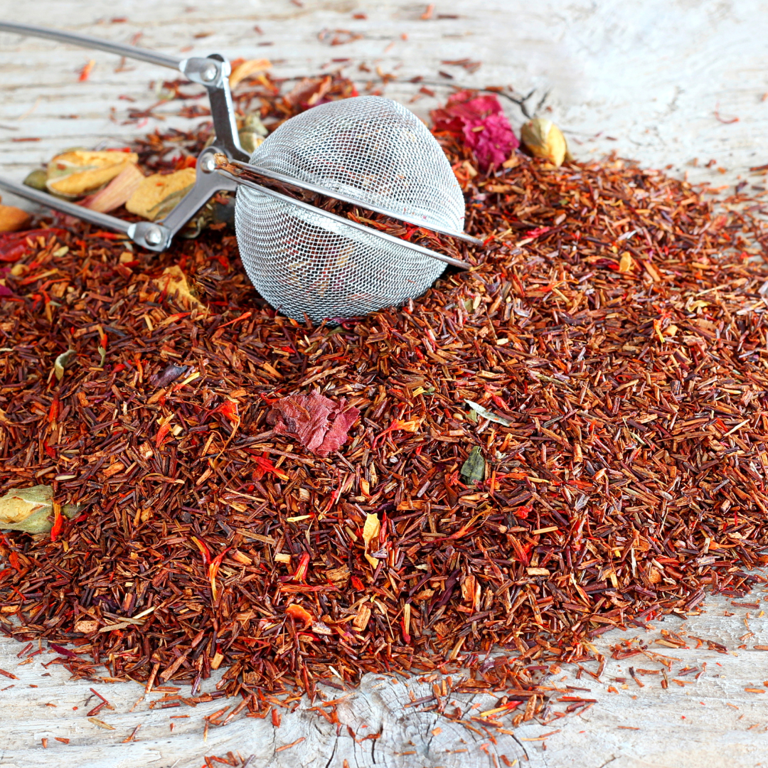 Exploring the Differences Between Red Rooibos and Green Rooibos Tea