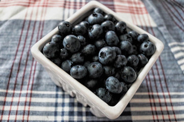 Cool Off with a Blueberry Beach Breeze Tea-Infused Sparkler: The Ultimate Summer Sipper